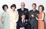Greg Kinnear y Katie Holmes son "Los Kennedy" en la serie de televisi&oacute;n