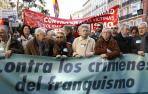 Miles de personas se manifiestan en Madrid en apoyo de Garz&oacute;n