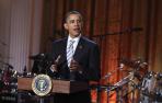 Obama disfruta de una velada de blues con BB King y Mick Jagger