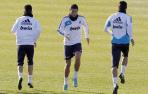 Real Madrid y Bar&ccedil;a esperan no fallar en casa ante Zaragoza y Celta