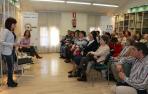 Carmen Posadas en el club de lectura de Diario de Navarra