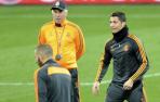 El t&eacute;cnico del Real Madrid, Ancelotti, durante el entrenamiento de este martes