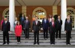 Rajoy preside la foto oficial del nuevo Gobierno tras incorporarse Tejerina