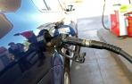 Los precios de los carburantes se alejan de los m&aacute;ximos hist&oacute;ricos