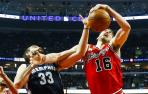Pau Gasol supera a su hermano Marc y Calderón se impone a  Rubio