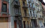Herida tras caer de un 4º piso al huir de un incendio en la calle del Carmen