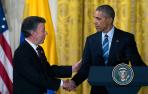Obama promete 450 millones para apoyar la paz en Colombia en un nuevo marco