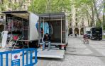 El equipo de producción ha reservado la plaza para aparcar durante el día de ayer y hoy.