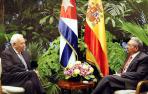 ​Raúl Castro recibe a García-Margallo y Pastor en La Habana
