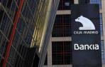 Logotipos de Bankia y Caja Madrid en su sede madrileña.