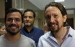 Alberto Garzón y Pablo Iglesias.