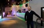 Aitor Urquiola, propietario de Iruregaña Music Center, ayer en uno de los espacios de la nueva sala de conciertos.