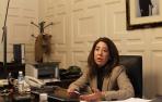 La delegada advierte de que el Gobierno recurrir&aacute; si los funcionarios cobran la 'extra'