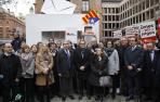 Homs llega al Supremo arropado por miembros del Govern y una urna gigante