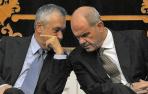 Manuel Chaves (d) y José Antonio Griñán.