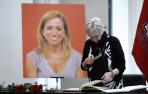 El PSOE despide a Carme Chacón