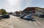 Herida una anciana francesa al caerse del coche en un parking de Urdax