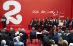 Alejandro Sanz y Javier Fernández reciben la Medalla de Oro de Madrid