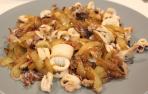 Calamares encebollados