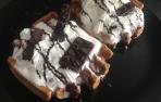 Gofres de nata y chocolate