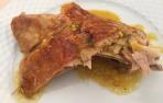 Lechazo con salsa de azafrán