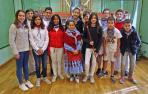 La Corporación Txiki de Villava toma el Consistorio para lanzar el cohete