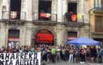 Un grupo de jóvenes 'okupa' el Palacio del Marqués de Rozalejo de Pamplona