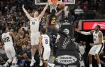 Los hermanos Gasol sucumben pese a sus buenas actuaciones con Grizzlies y Spurs