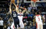 Ibaka da la victoria a los Raptors pero Marc Gasol y Ricky Rubio pierden
