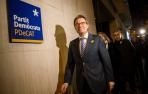 El expresidente de la Generalitat y presidente del PDeCAT, Artur Mas, a su llegada a la sede del partido donde ha convocado una rueda de prensa.