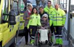 Alicia sale a pasear por Pamplona gracias a la DYA