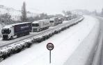 Camionero afectado por las nevadas: "Esto, echando sal, no pasa"