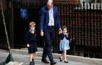 La duquesa de Cambridge da a luz a su tercer hijo, un niño