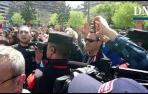 Vídeo: gritos de ciudadanos a la salida del Palacio de la Justicia de Navarra tras conocerse el fallo de la sentencia del juicio de 'La Manada'