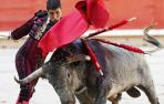 La cornada a Castaño produce destrozos musculares pero no penetra en vientre