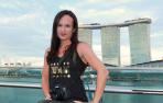 Begoña Hualde, una navarra instructora de zumba y fotógrafa en Singapur