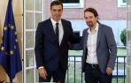Sánchez e Iglesias firman el acuerdo de presupuestos para 2019 con la subida del SMI