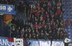 Ni el diluvio frenó el apoyo de la afición de Osasuna en Riazor