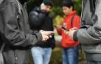 La mayoría de los adolescentes tienen su primer teléfono móvil con conexión a Internet a a partir de los 12 años.