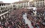 Daniella Garro cierra la Semana Santa en una multitudinaria Bajada del Ángel