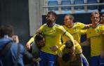 El Cádiz disfruta de la racha de Machís y el Extremadura asalta Riazor