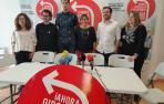 Alberto Garzón en una rueda de prensa en Pamplona junto a candidatos de I-E al Parlamento foral