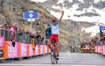 El ruso Zakarin priva al navarro Mikel Nieve del triunfo en el Giro