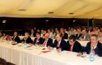 Asistentes a la asamblea celebrada ayer en el hotel Don Carlos de Huarte.