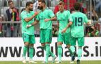 Benzema evita otro naufragio de un Real Madrid muy blando en defensa (5-3)