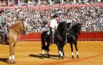 Imagen de la alternativa de Guillermo Hermoso de Mendoza en Sevilla.