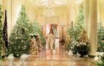 Melania Trump 'modera' la Navidad