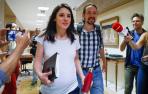 El secretario general de Podemos, Pablo Iglesias, y la portavoz de la formación, Irene Montero.