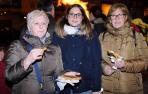 Arden las hogueras en Cadreita por la noche por san Antón