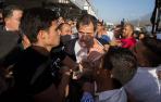 Guaidó recibe una paliza de una muchedumbre chavista al llegar a Caracas